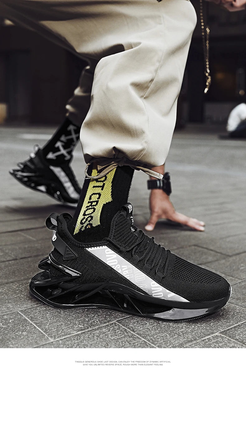 Casual Breathable Men's And Women's Sneakers Luxury Trainer Race Shoes Fashion Running Tenis for Men And Women